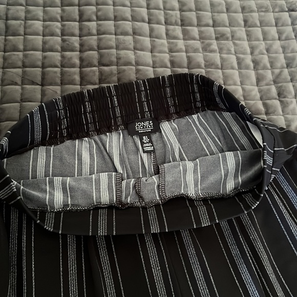 Capri pants - Picture 2 of 4